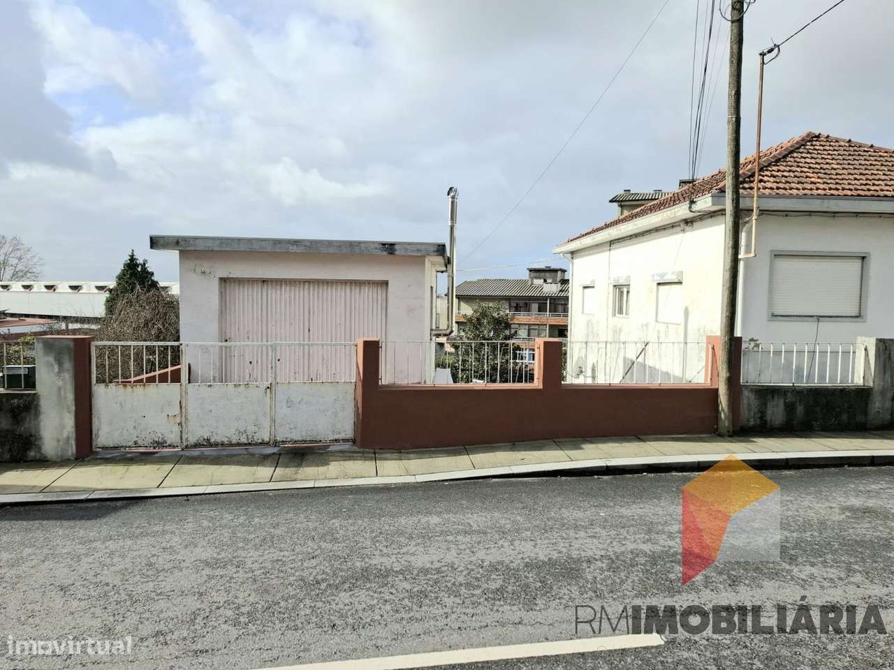 Moradia Bi-Familar em Fânzeres-26