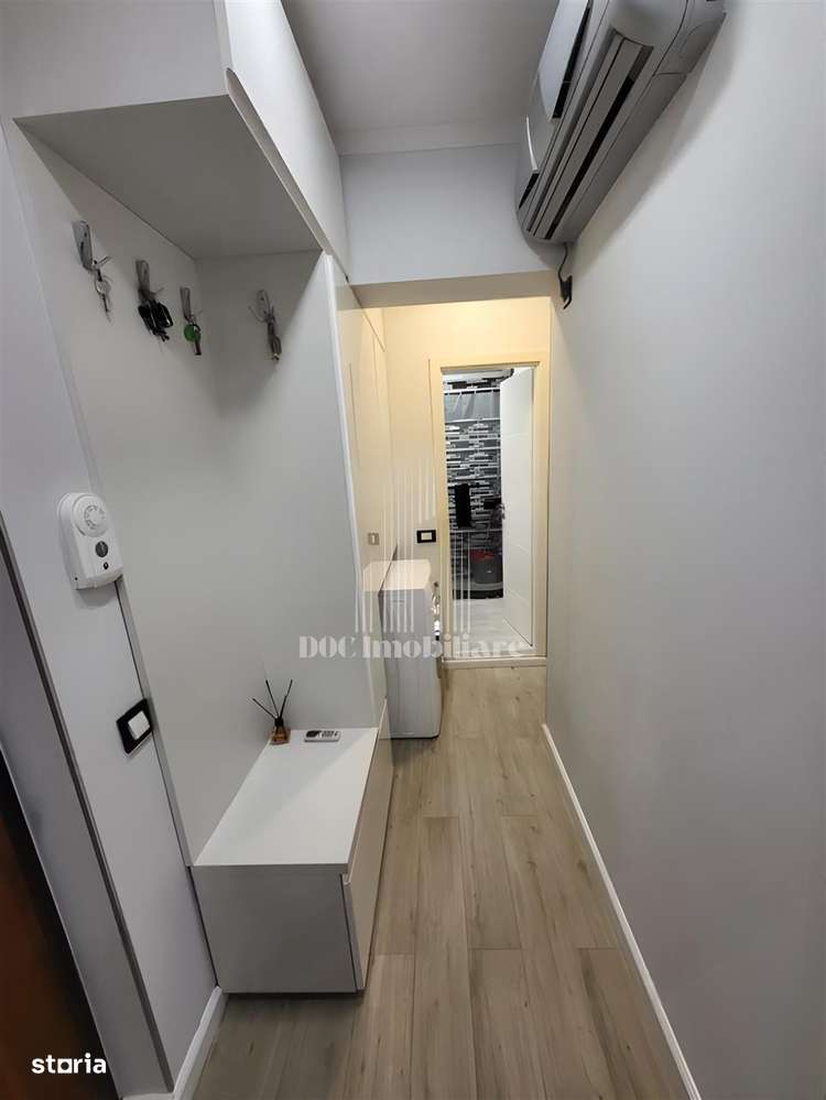 Inchiriere studio Regie | centrala | parcare - Imagine principală: 5/8