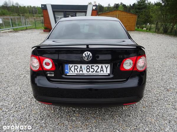 Volkswagen Jetta 1.6 United - 7