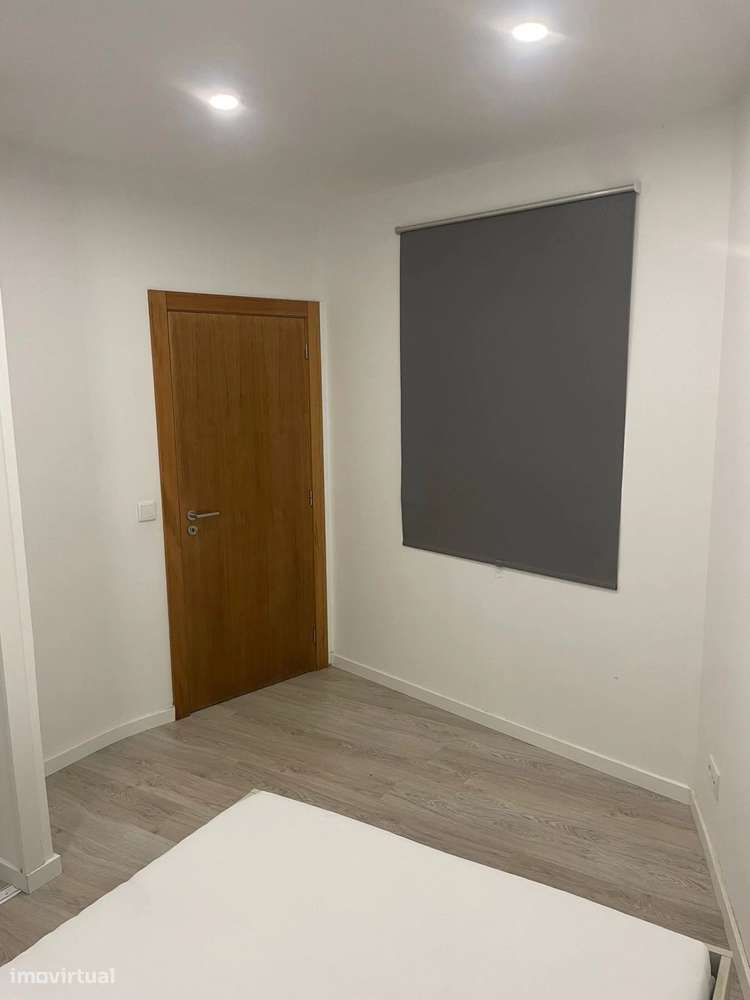 T2 com Jardim | Renovado | Excelente Localização em Rio Tinto - Grande imagem: 4/16