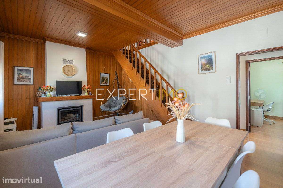 T3 Duplex com Terraço e Anexos | Centro de São Martinho do Bispo –...-20