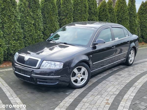 Skoda Superb 2.0 TDI DPF Elegance - 5