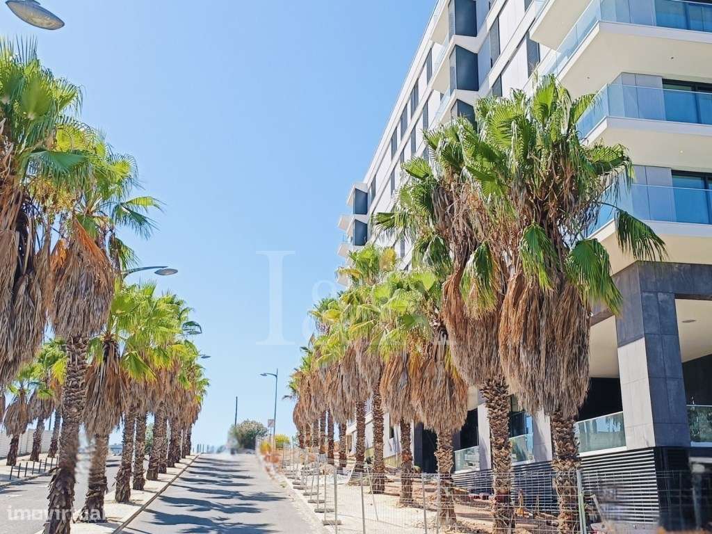 Apartamento T3 com varanda e estacionamento na Praça de Espanha, Li...-7