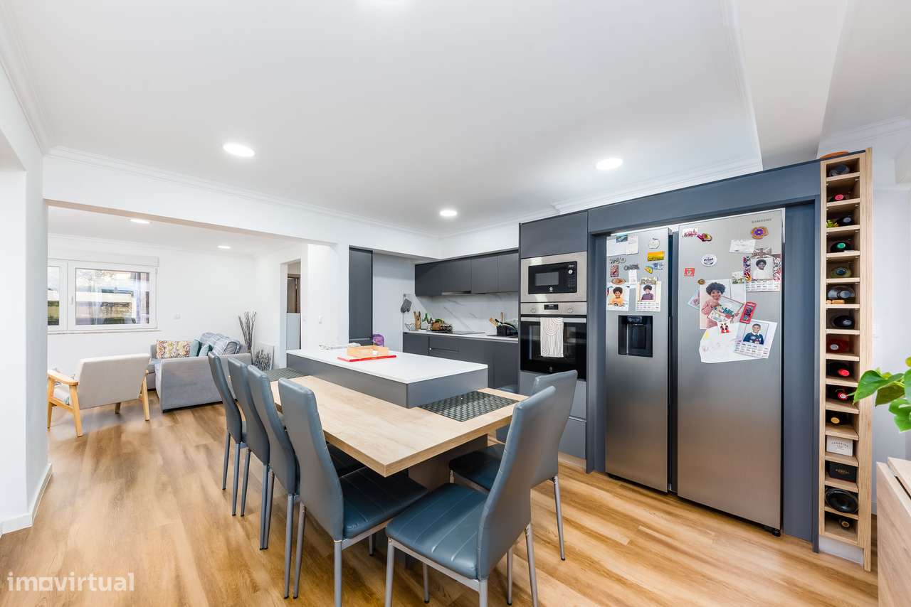 APARTAMENTO T4 C/ 100 M² | 2 WC`S | ELEVADOR | OLIVAIS - Grande imagem: 3/23