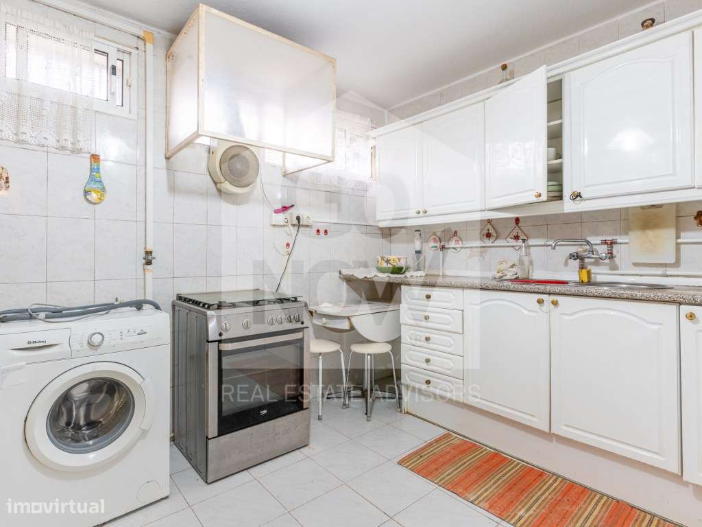 T2 em Monte Abraão | Praticidade e Localização Estratégica-8