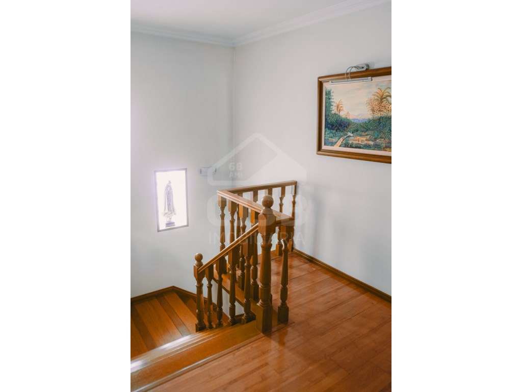 Moradia Isolada T4 em Samora Correia-17