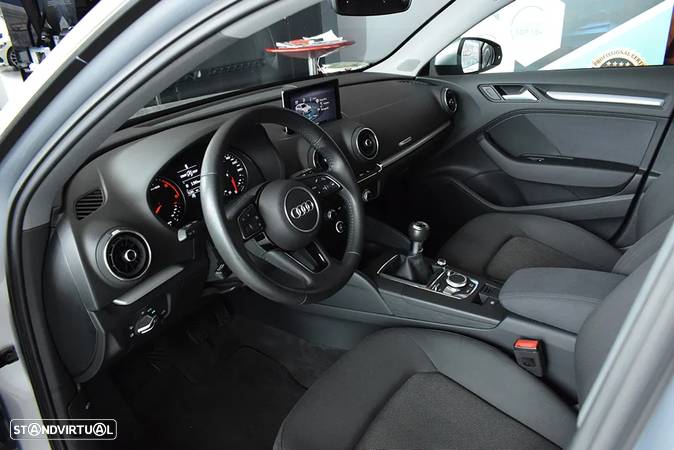 Audi A3 Sportback 1.6 TDI Sport - 8