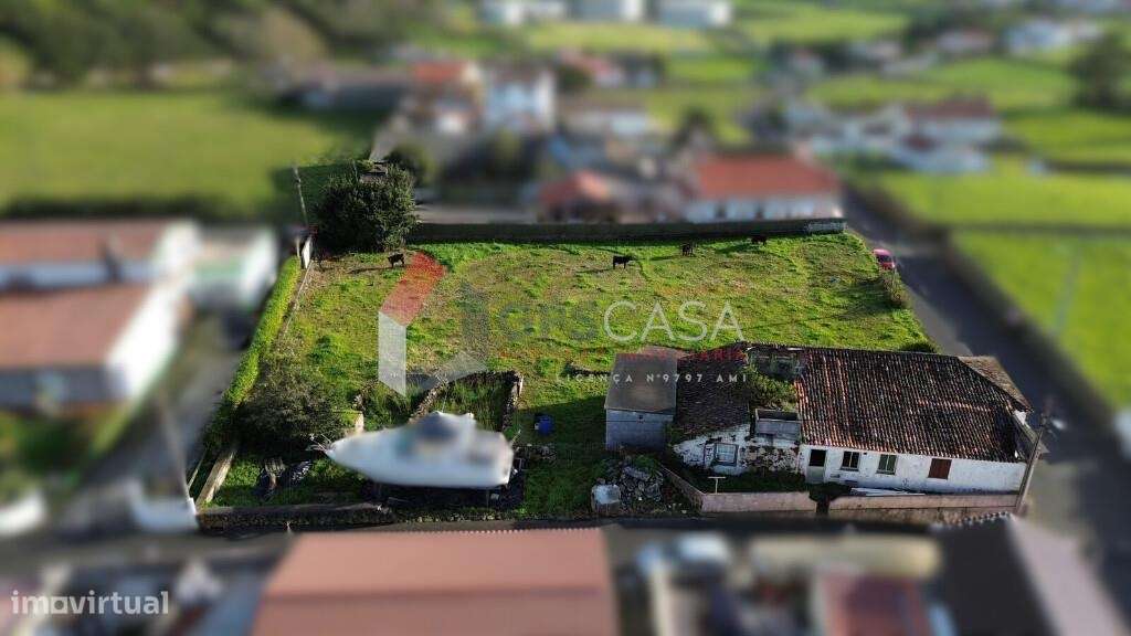 Conjunto de dois prédios urbanos com elevado potencial – Venda exclusi-15