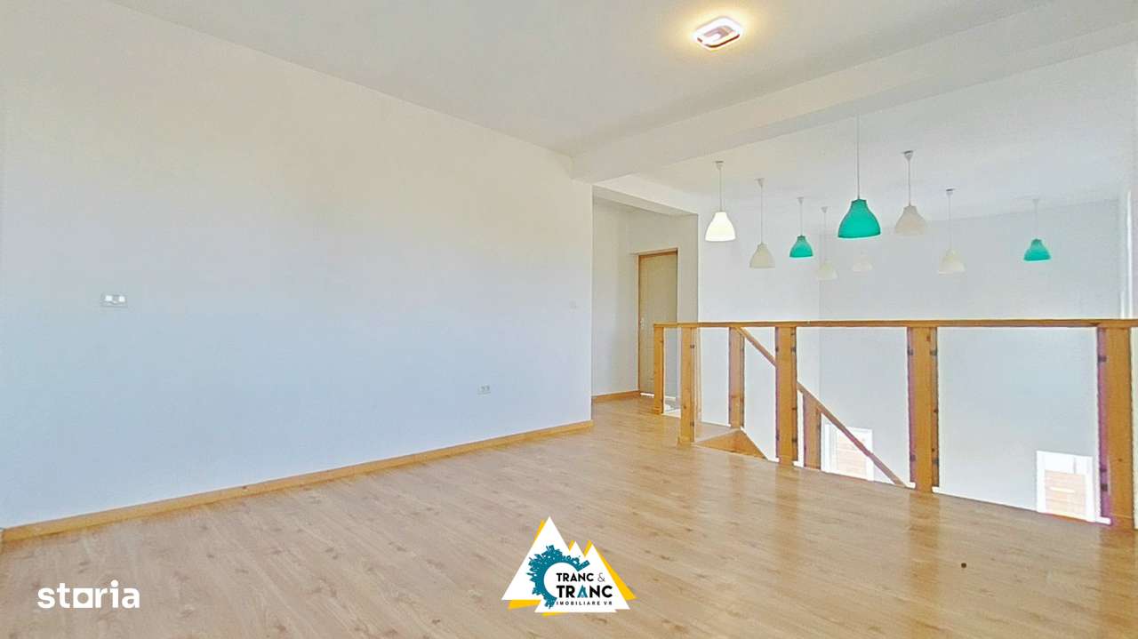 Casă nouă cu 6 camere de vânzare în Sânleani - Imagine principală: 5/12