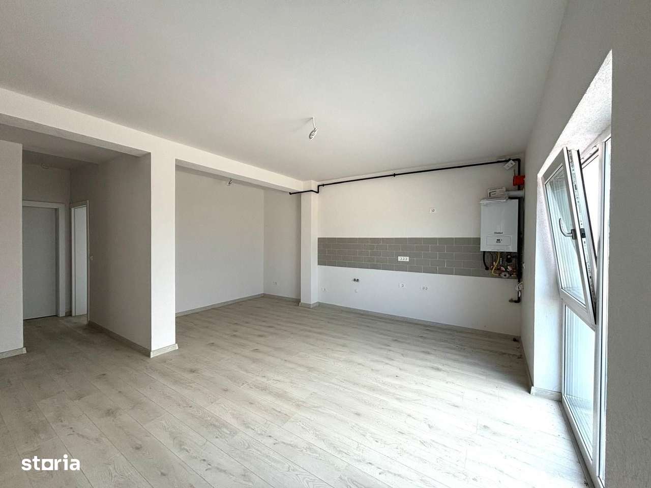 Apartament cu 3 camere la super pret, zona Mehala - Imagine principală: 1/4