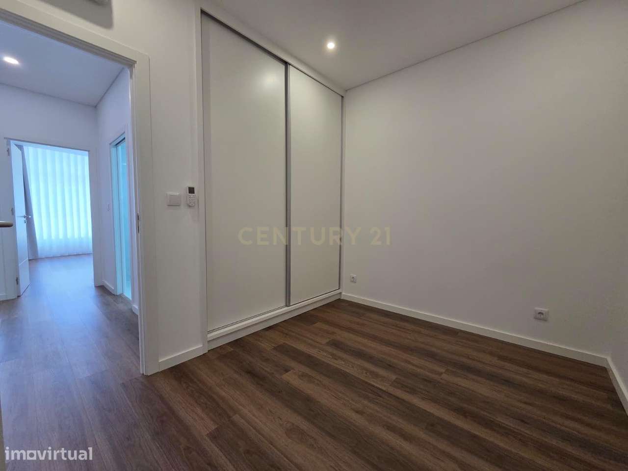 APARTAMENTO T1+1 | TOTALMENTE NOVO| DESGIN MODERNO | ERMESINDE-11