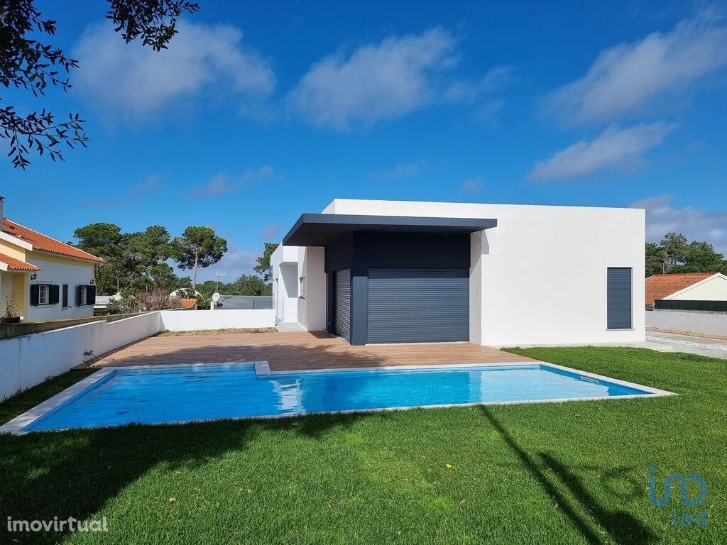 Casa / Villa T4 em Setúbal de 273,00 m2