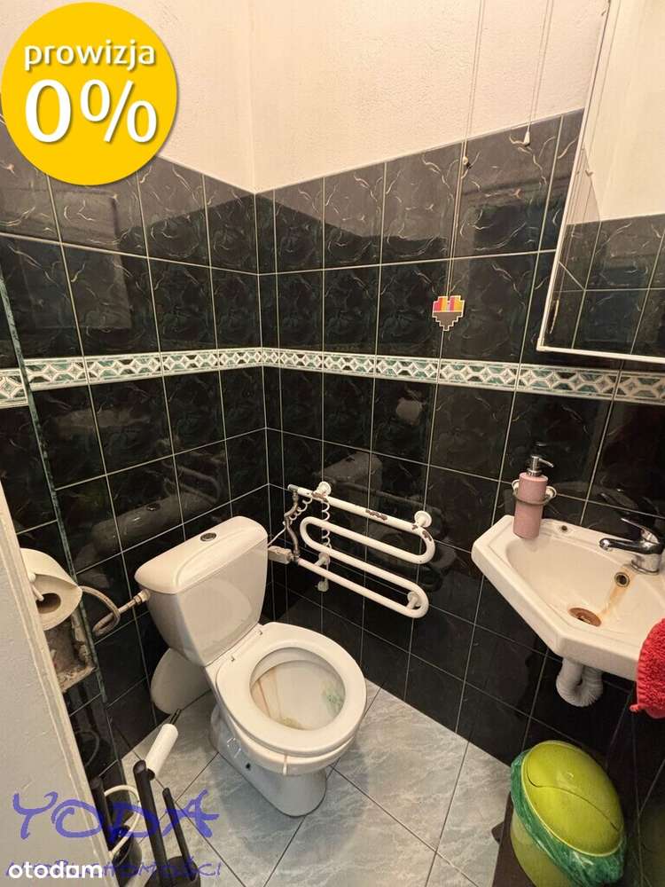 Przestronne mieszkanie w sercu miasta.-15