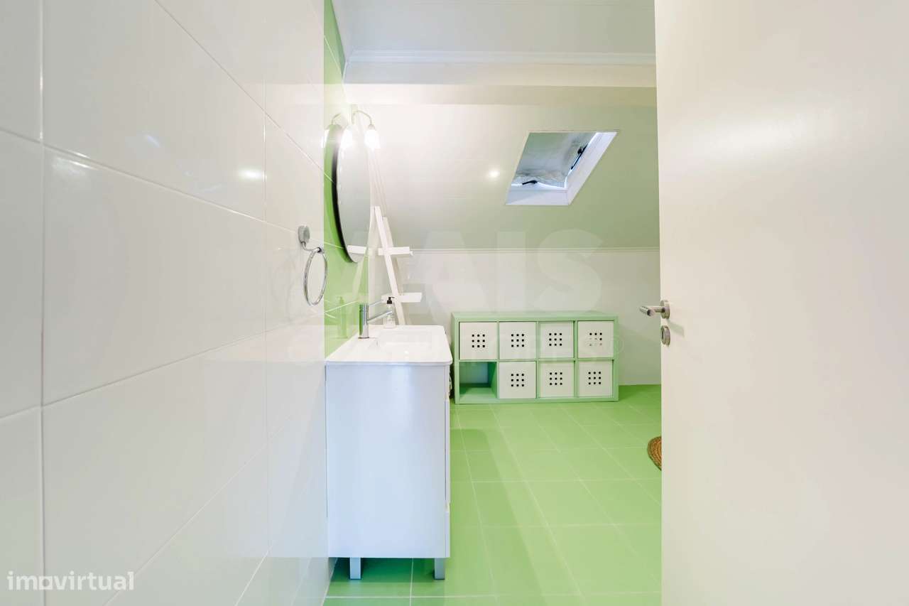 Moradia T1+3 na praia de São Martinho do Porto-13