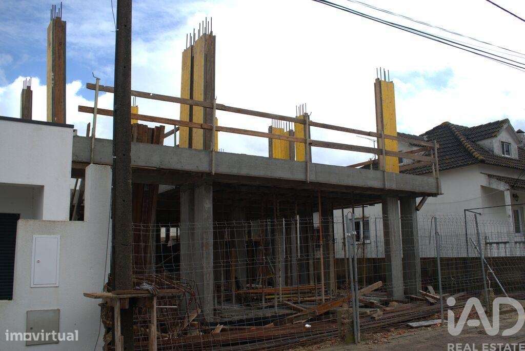 Casa T4 em Amora de 149,00 m2 - Grande imagem: 2/10