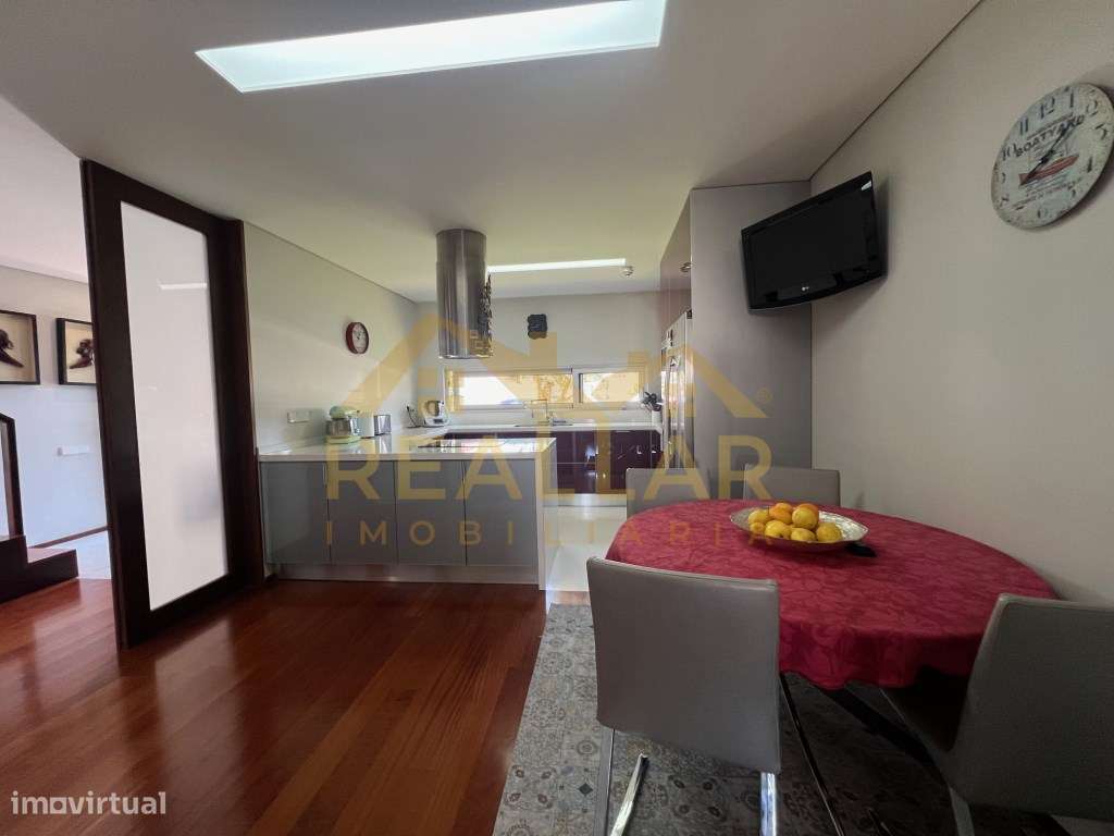 Excelente Moradia T3 na Póvoa de Varzim - Grande imagem: 2/33