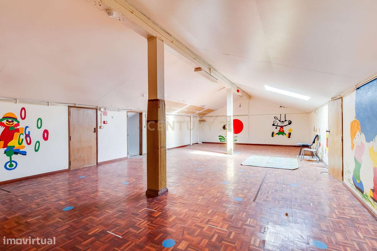 Imóvel para Infantário no Entroncamento – Espaço Amplo com Potencial d-29