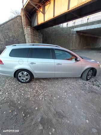 Volkswagen Passat Variant 2.0 TDI 4Motion BlueMotion Technology Comfortline - 15