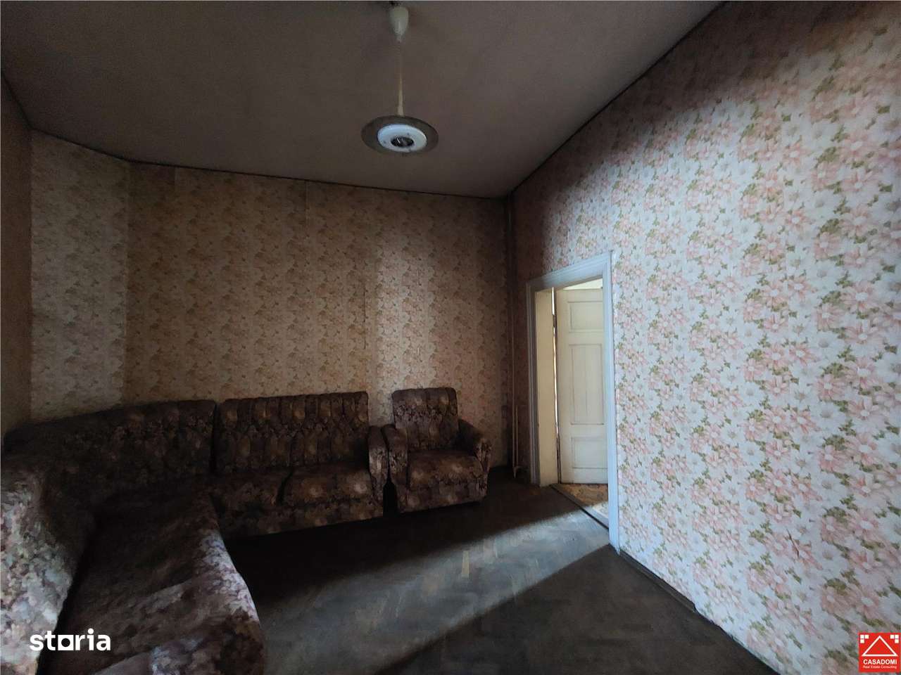 Casa cu spatiu comercial, zona Intim-7