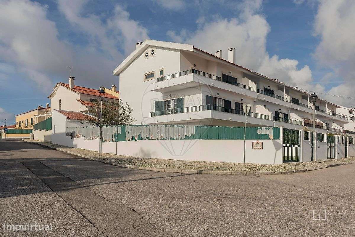 Moradia T5 para venda - Grande imagem: 2/41