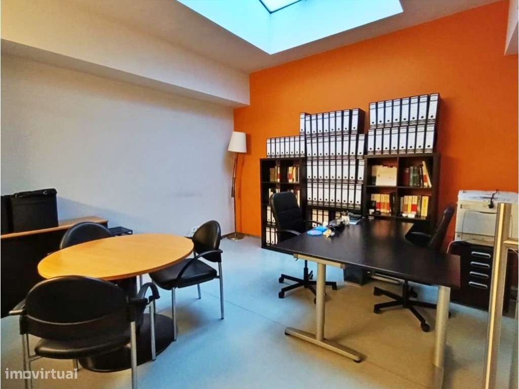 Escritório moderno em Matosinhos Sul - Grande imagem: 4/21