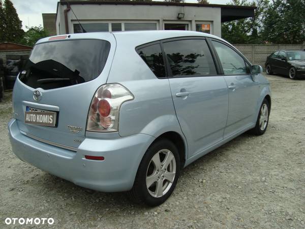 Toyota Corolla Verso - 7