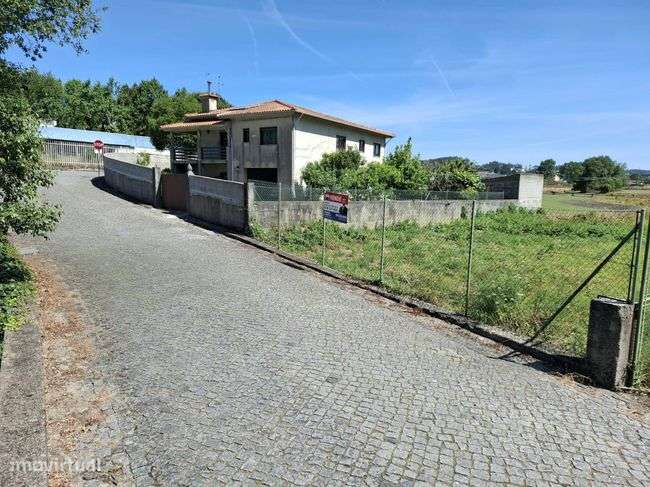 Terreno com PIP aprovado para venda na Auto-Estrada 3, Fradelos, Braga - Grande imagem: 3/5