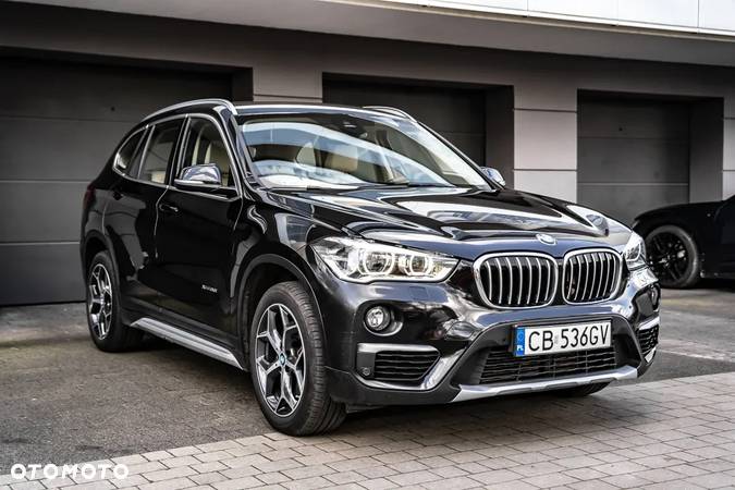 BMW X1 sDrive20i Sport Line - 4