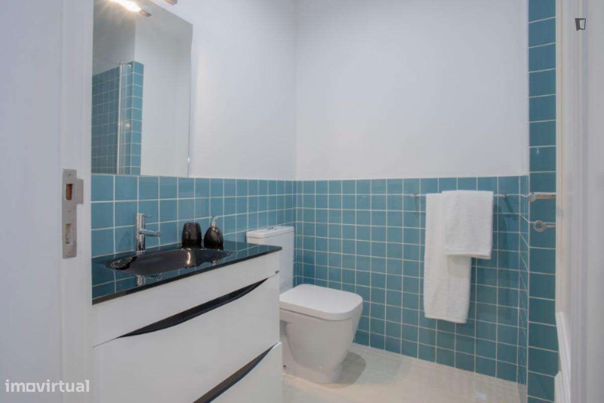 Estúdio - localizado em Santo Ildefonso Porto - Grande imagem: 4/19