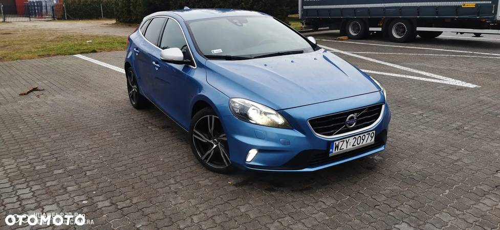 Volvo V40 D2 Drive-E R-Design Kinetic - 1