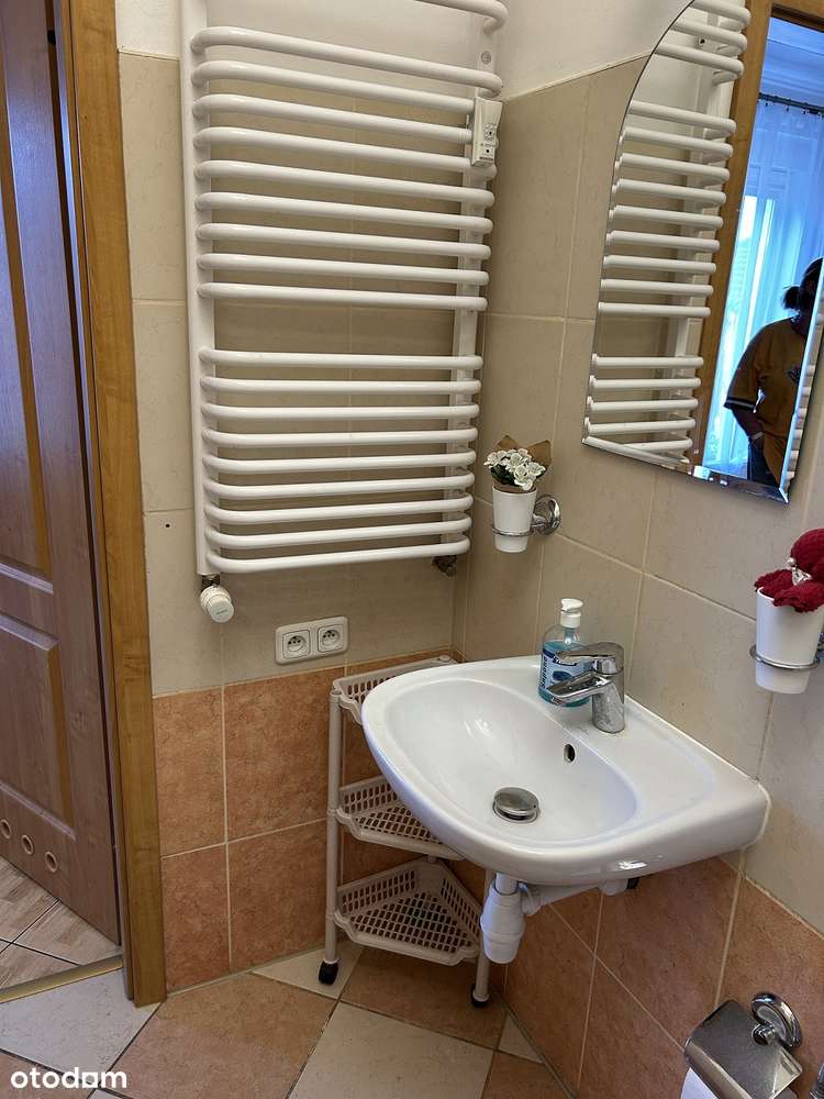 Przytulna kawalerka z ogródkiem i parkingiem w szeregowcu Tulce-8