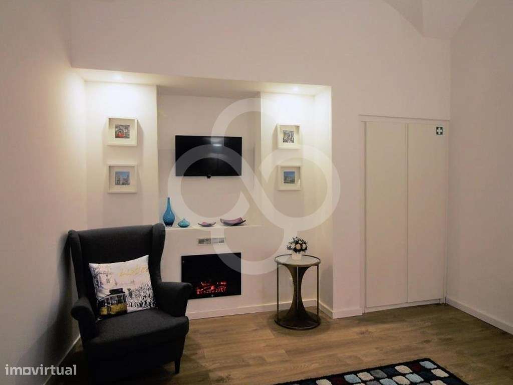 Excelente T1 remodelado e equipado no coração de Santa Catarina em ...-14