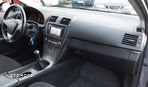 Toyota Avensis 2.0 D-4D Sol+NAVI - 22