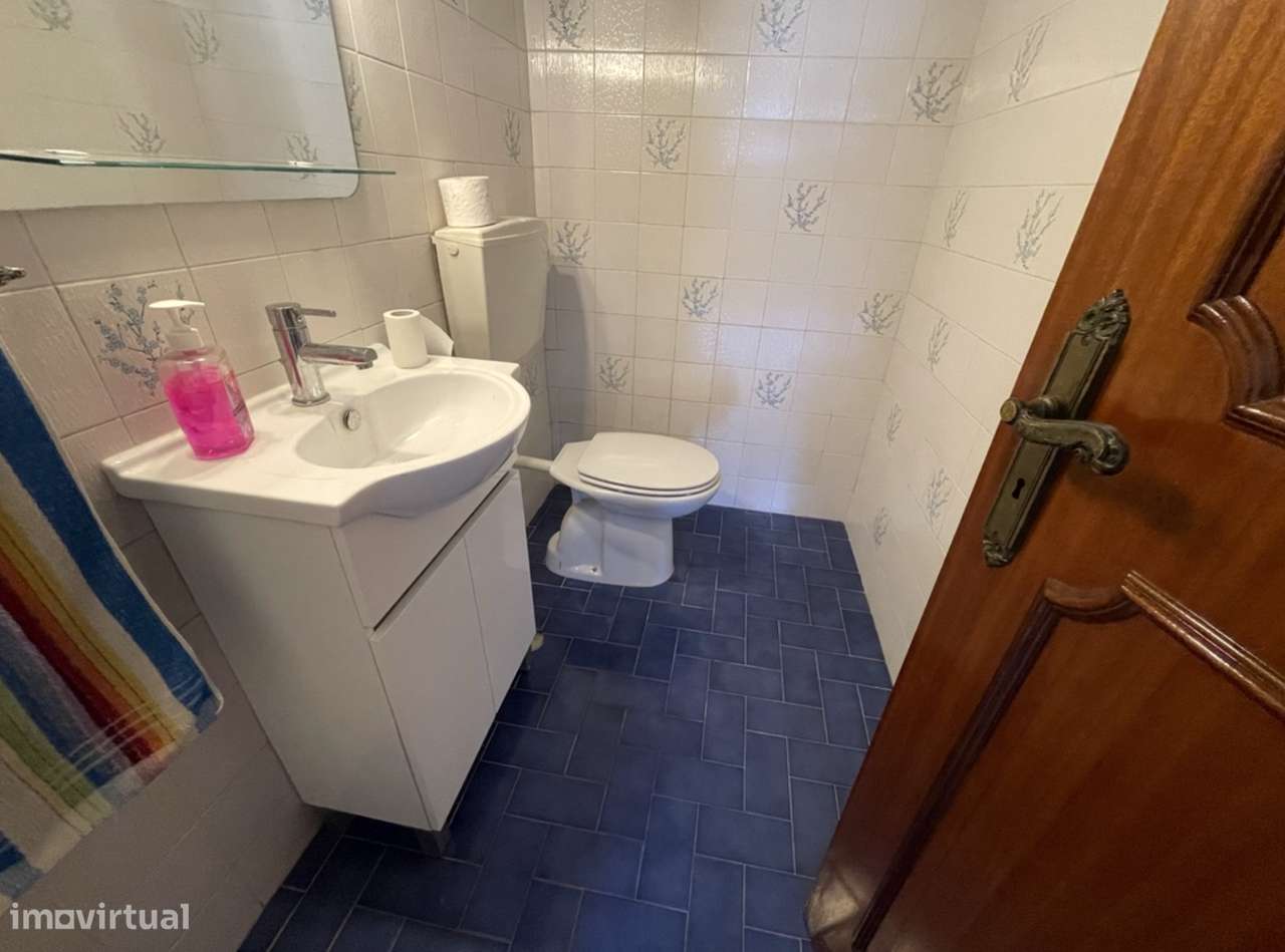 OPORTUNIDADE ÚNICA! Moradia T4 com Suite e Vista Desafogada .-15