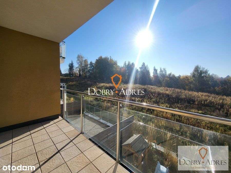 3 pokojowe mieszkanie + komórka + garaż - stan dew-1