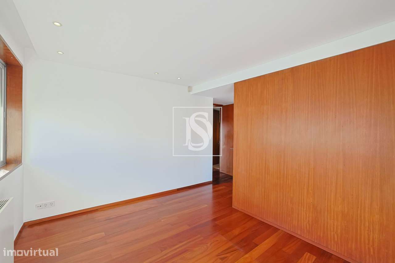 Moradia T3 individual com jardim e garagem na Póvoa de Varzim-16