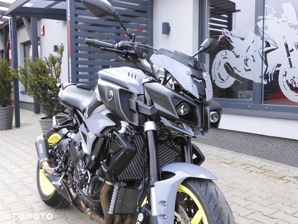 Yamaha MT - 21