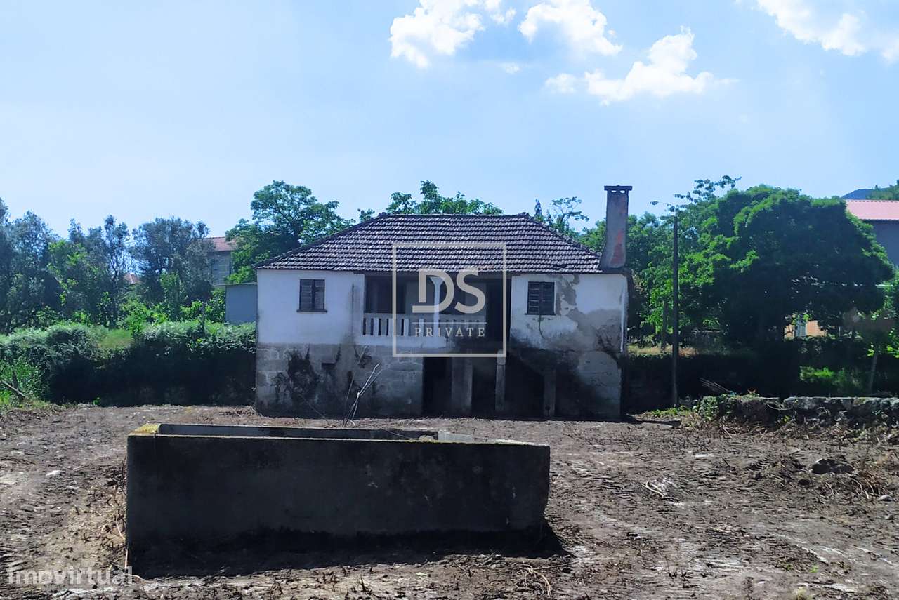 Moradia para Restauro, São Pedro do Sul - Grande imagem: 2/11