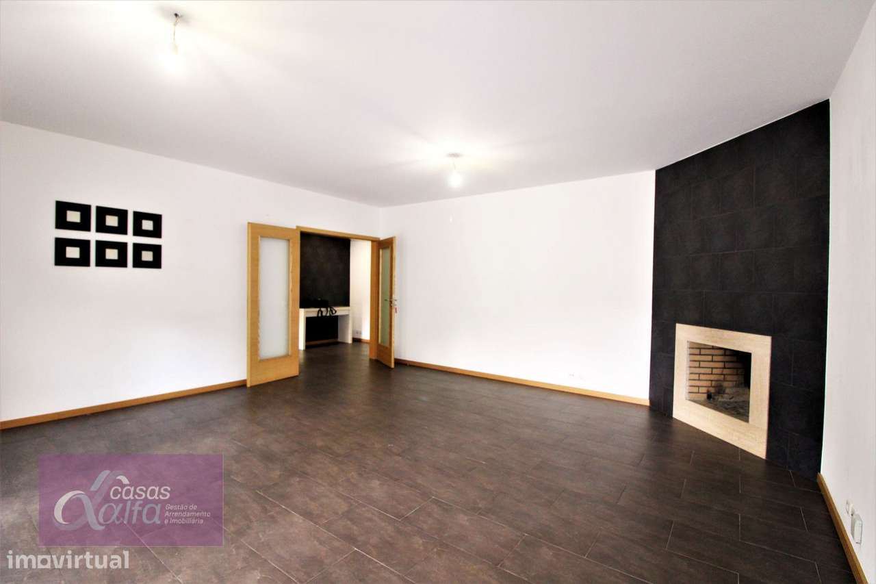 T3 Com boas áreas junto ao Centro de emprego Leiria - Grande imagem: 5/20