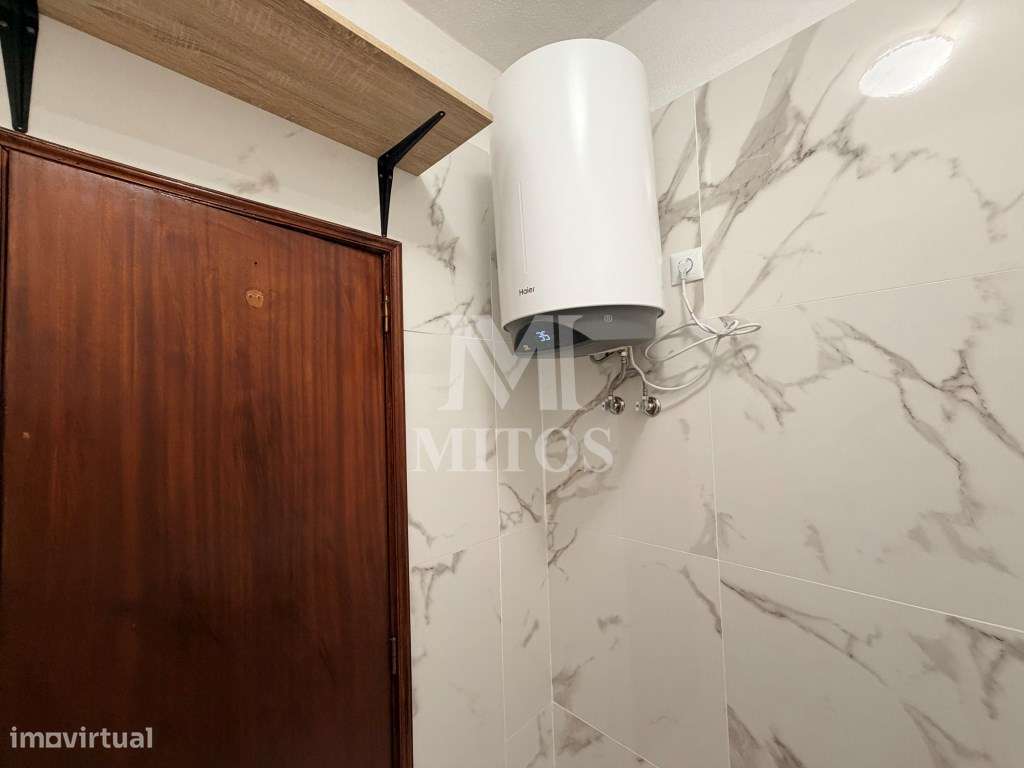 Trespasse de Cabeleireiro totalmente mobilado em Darque - Viana do ...-10