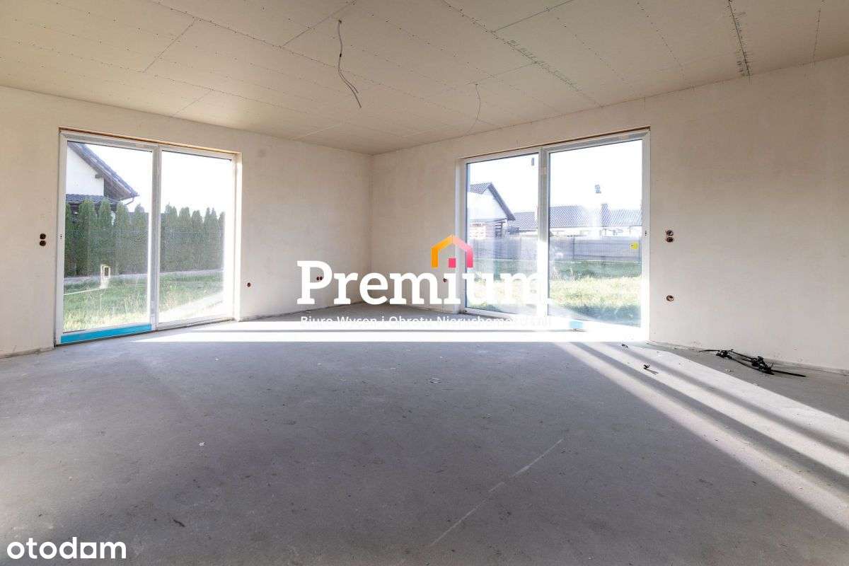 Wolnostojący dom w Ochli-7