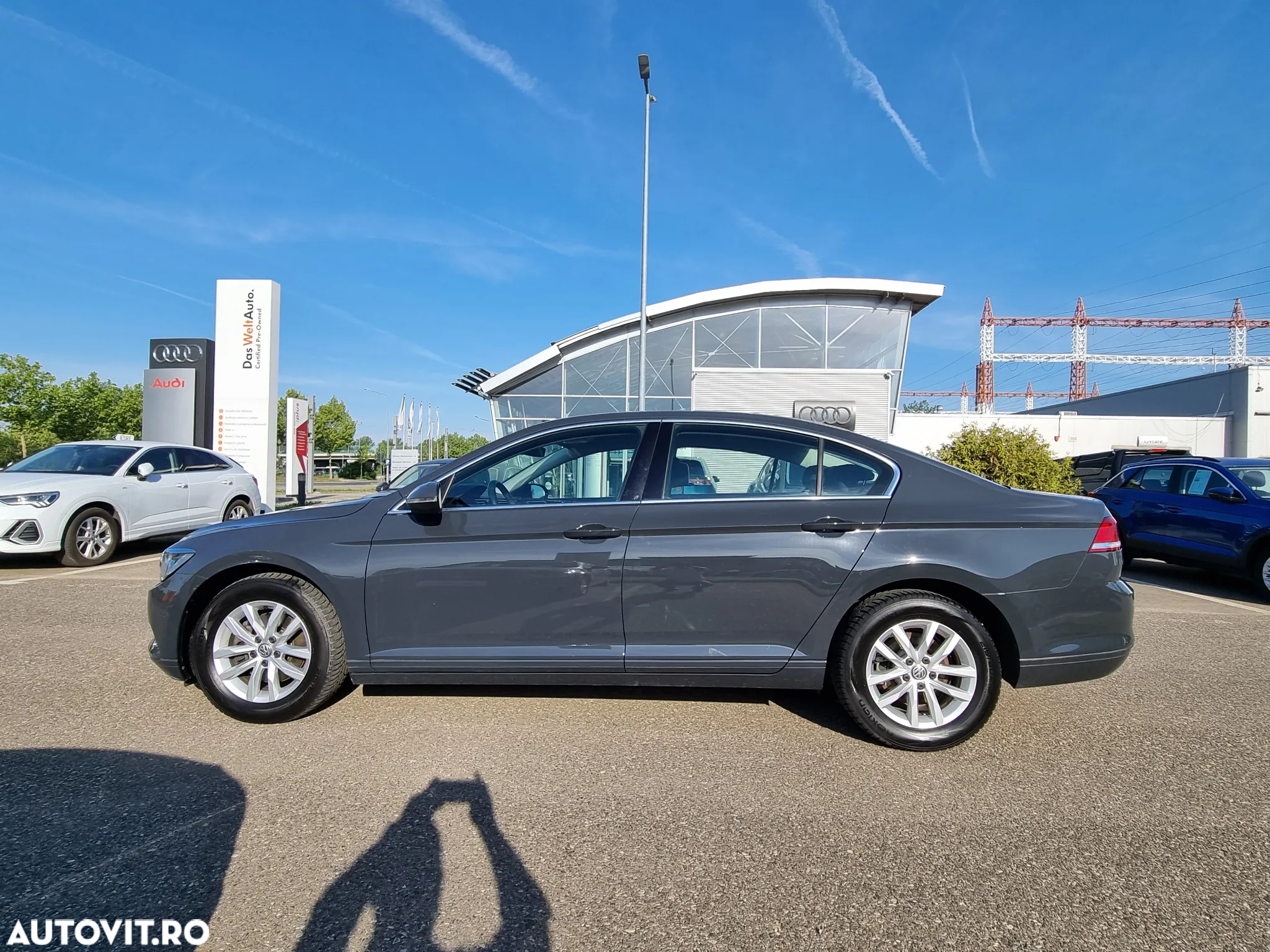 Volkswagen Passat Variant 2.0 TDI DSG 4Motion Comfortline - 8