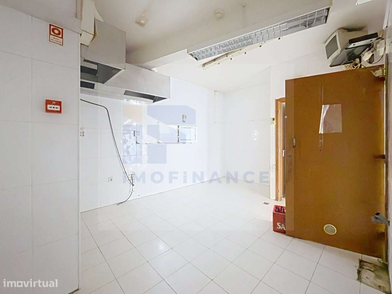 Espaço comercial Peniche-14