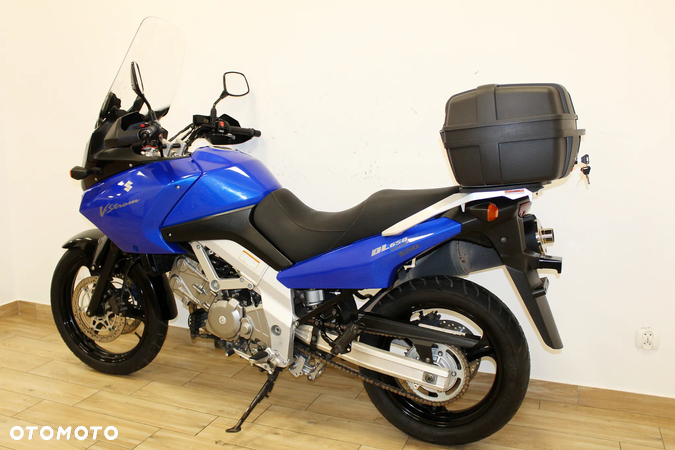 Suzuki V-STROM - 8