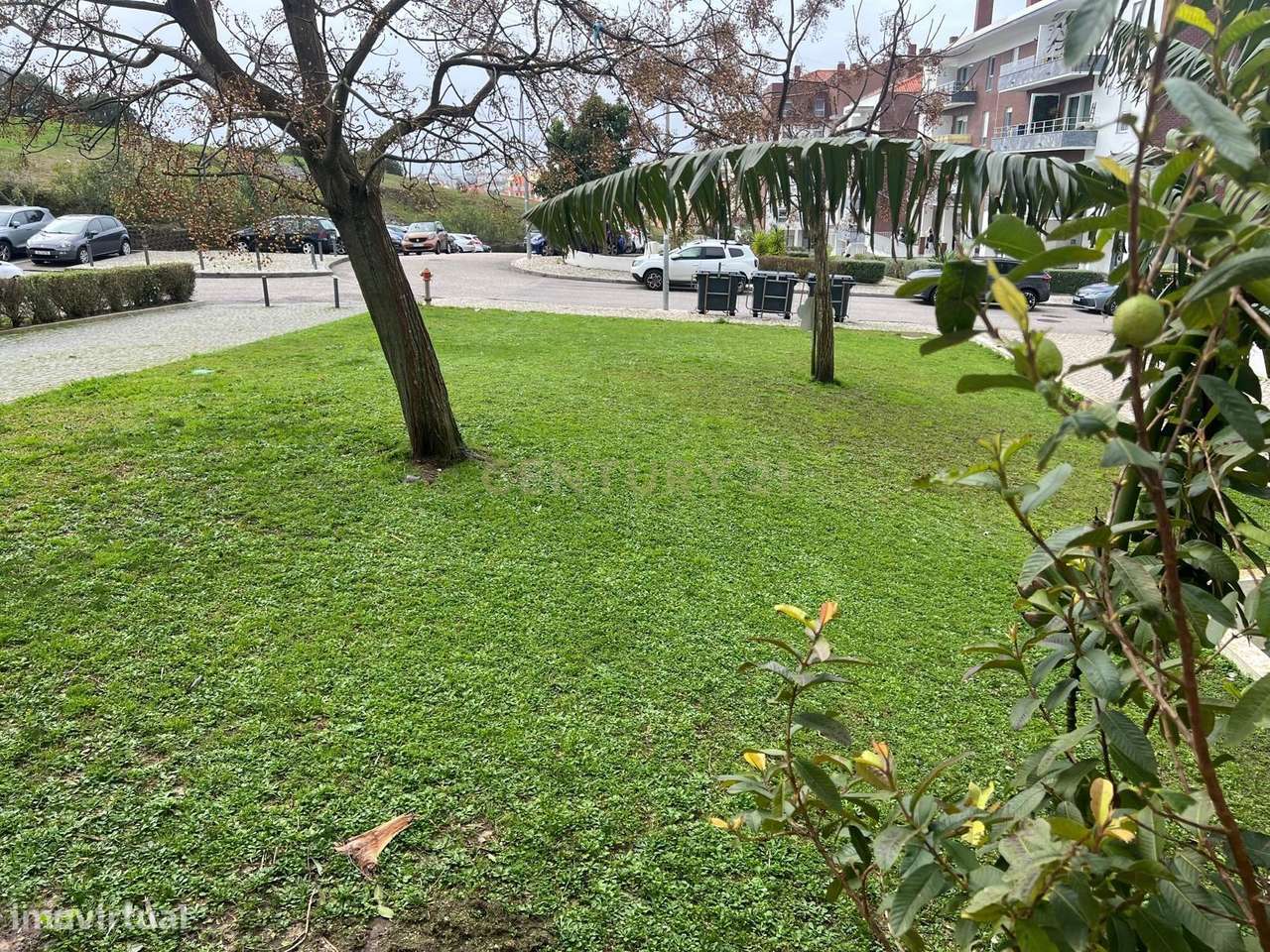 Loja para venda em Porto Salvo com varanda-15