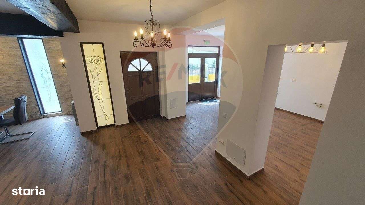 Casă / Vilă de închiriat în zona Pipera - Imagine principală: 2/11