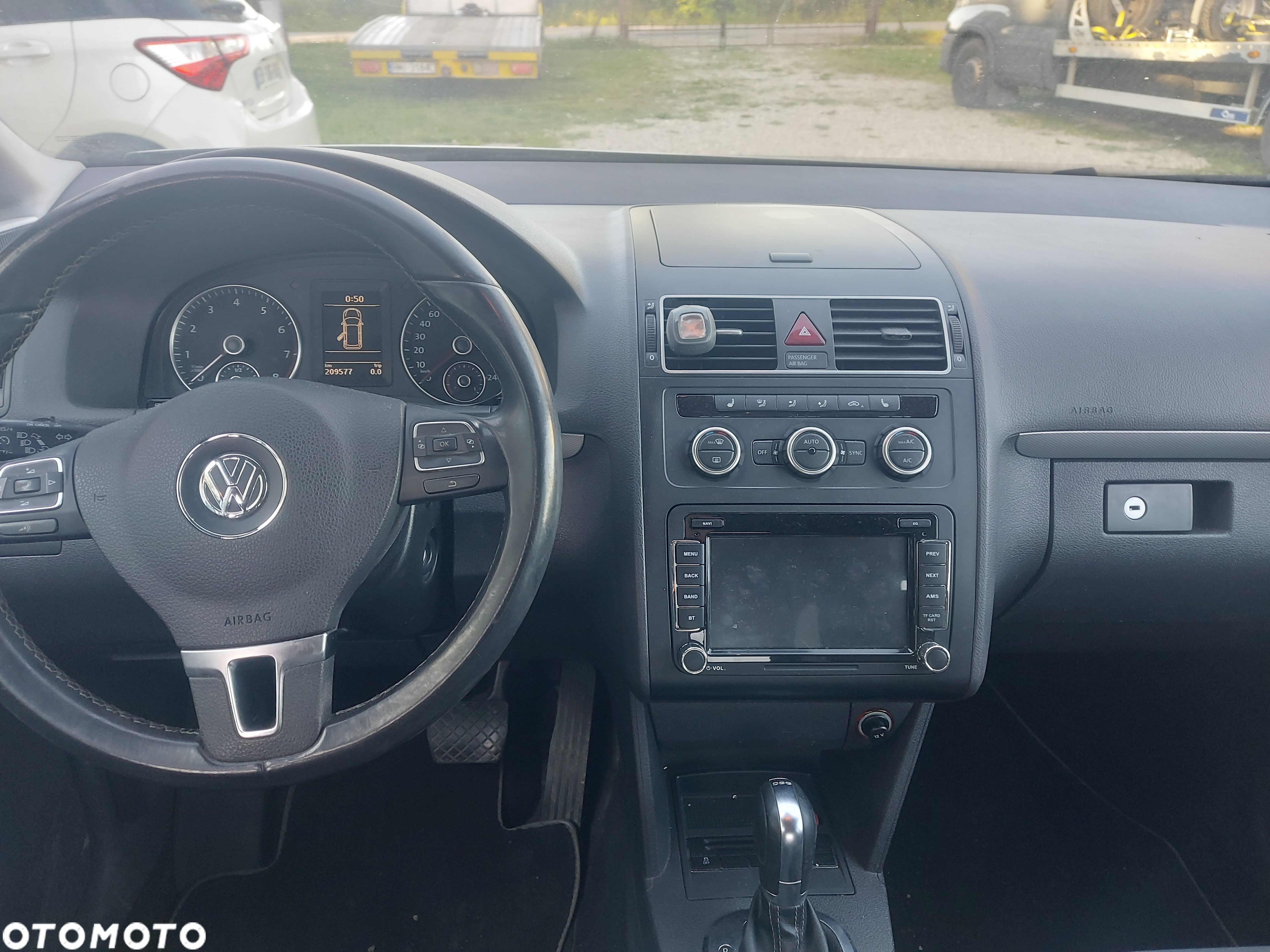 Volkswagen Touran 1.4 TSI EcoFuel DSG Life - 9