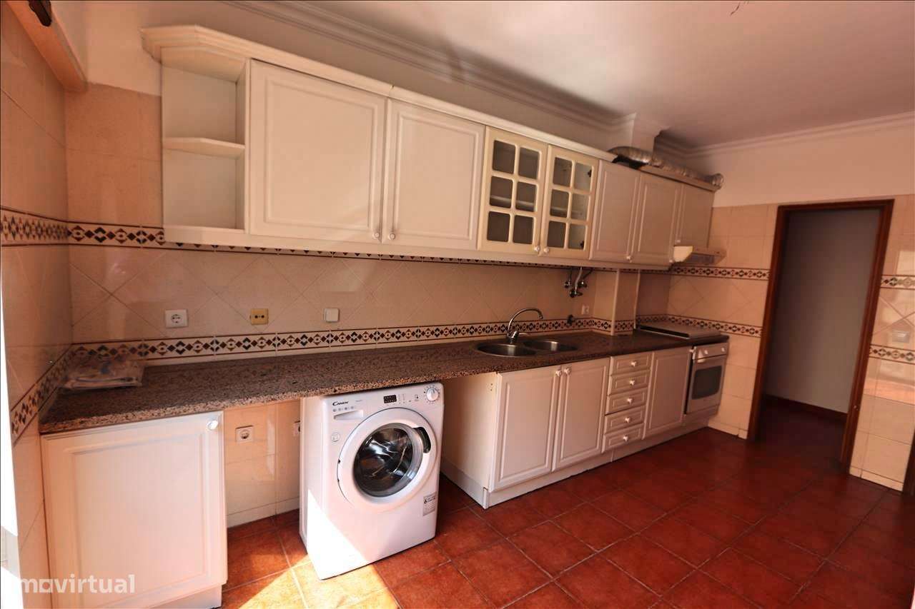 Apartamento T3 com 126 m² na Quinta do Conde.-6