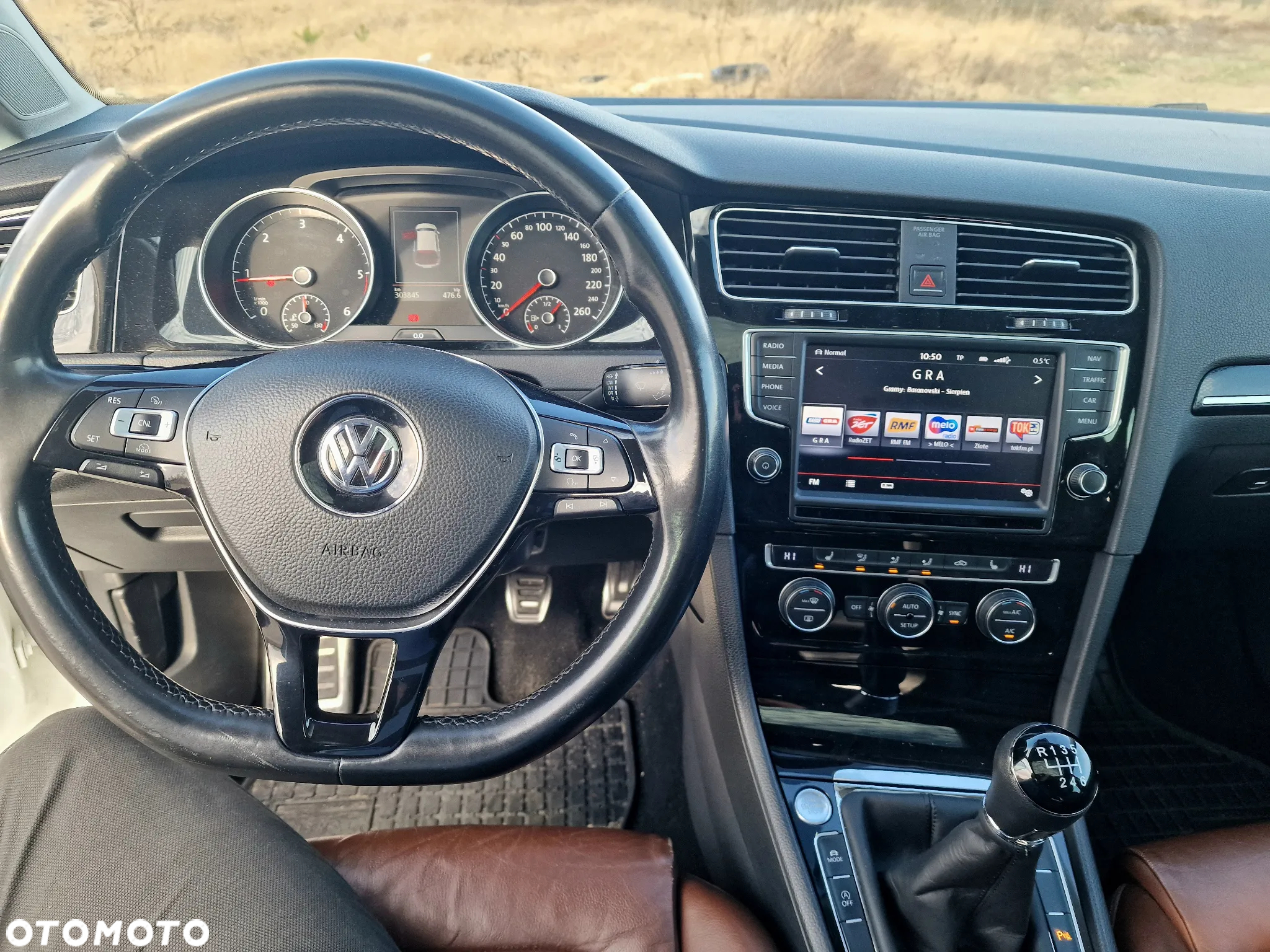 Volkswagen Golf - 12