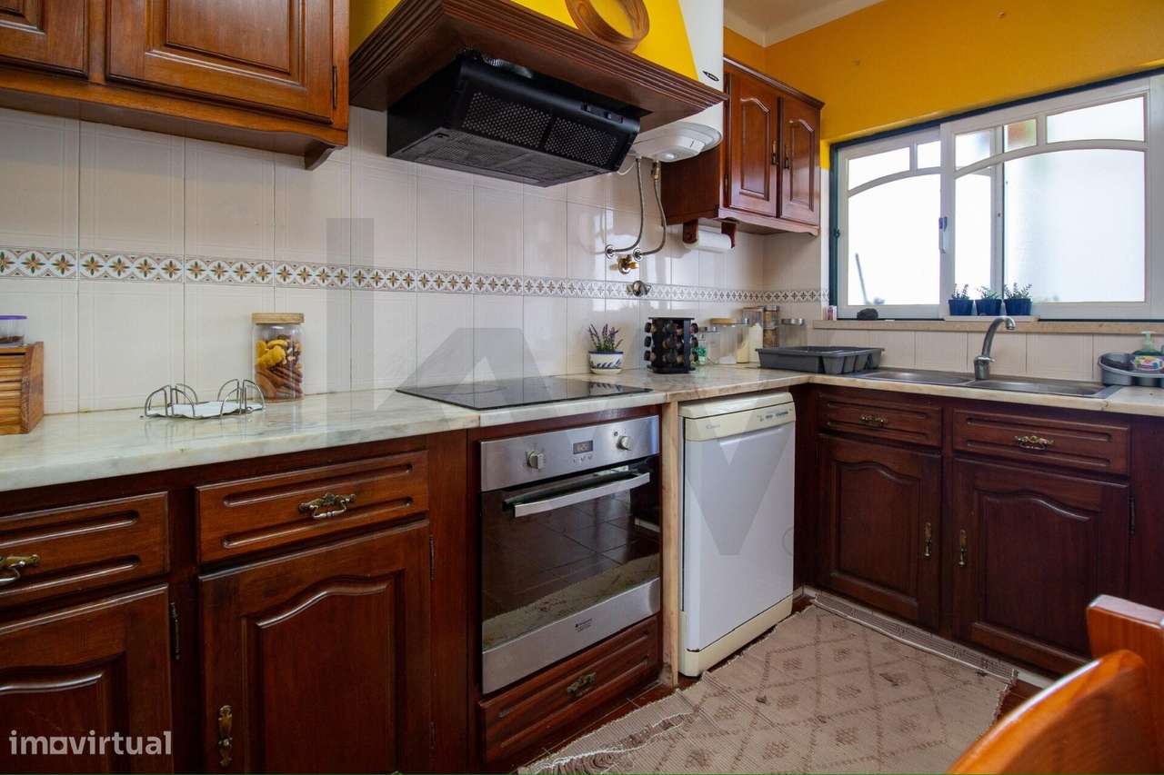 Excelente Oportunidade em Almeirim – Apartamento T3 com Terraço e Gara-18